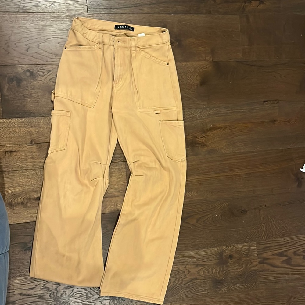 Lioness tan pants